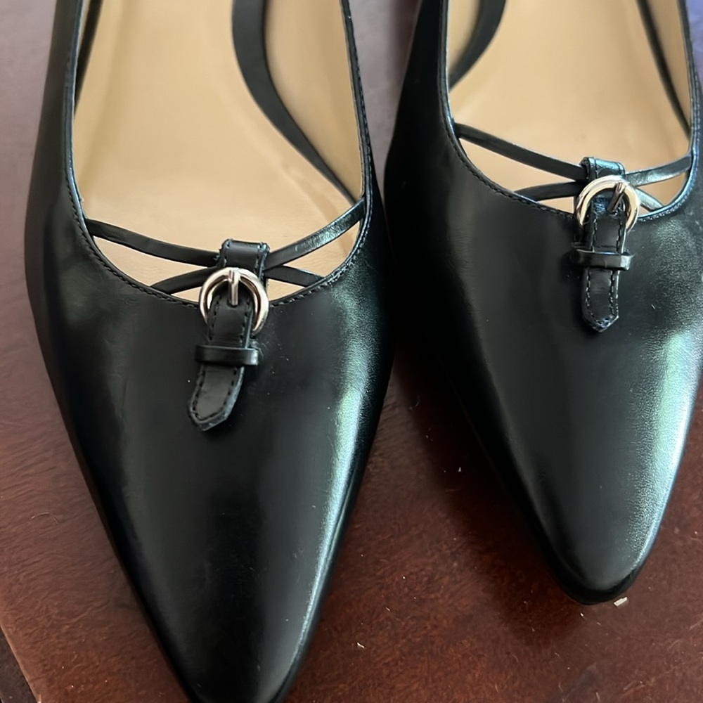 Loft Women’s dress shoes leather new tiny heels - Picture 7 of 8